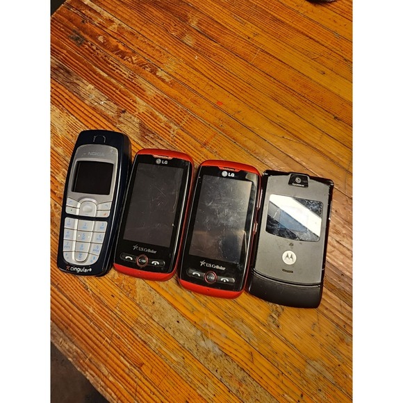 Lot Of 6 Vintage Cell Phones, iPhone Gen 1, Razr, Nokia, LG Sliders US Cellular - Picture 3 of 14